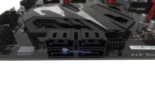 GIGABYTE Z370 AORUS Gaming 3 15