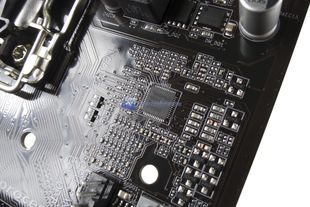 GIGABYTE Z370 AORUS Gaming 3 25
