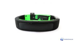 Razer-Nabu-1