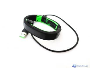 Razer-Nabu-9