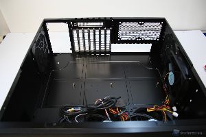 thumb 00058 SILVERSTONE GD08 HTPC XTREMEHARDWARE.COM