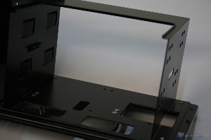 thumb 00074 SILVERSTONE GD08 HTPC XTREMEHARDWARE.COM