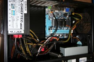 thumb 00119 SILVERSTONE GD08 HTPC XTREMEHARDWARE.COM